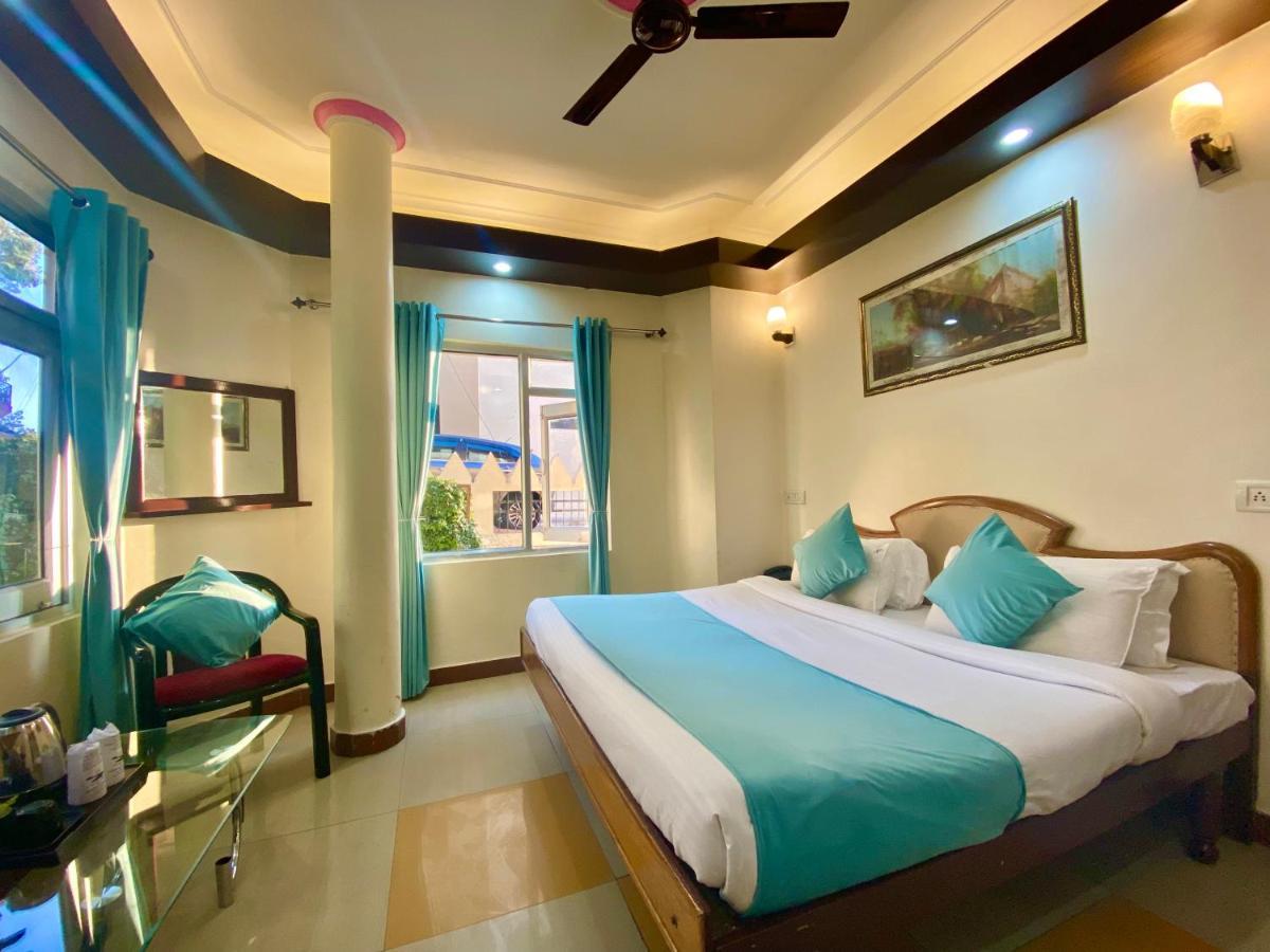 Riversun Hotel Mall Road Mussoorie Exterior foto