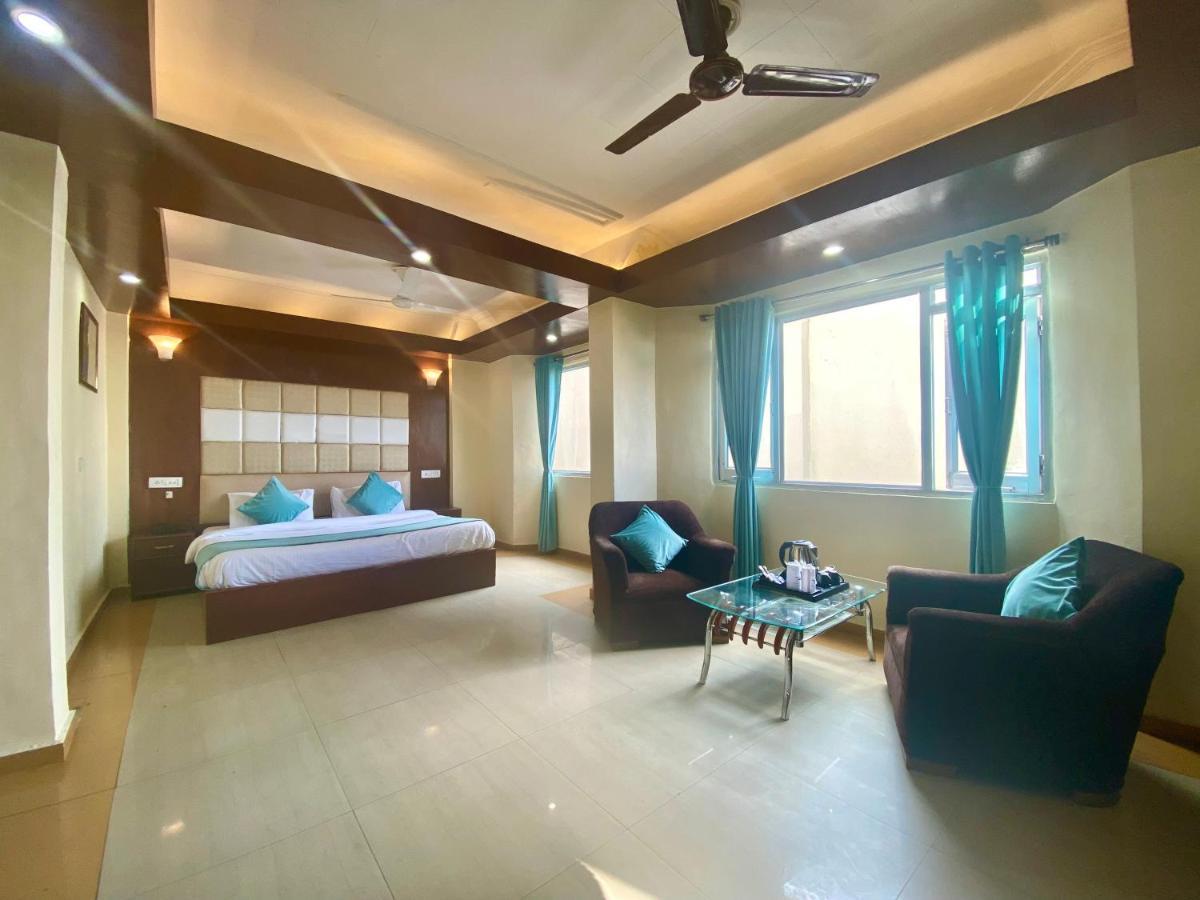 Riversun Hotel Mall Road Mussoorie Exterior foto