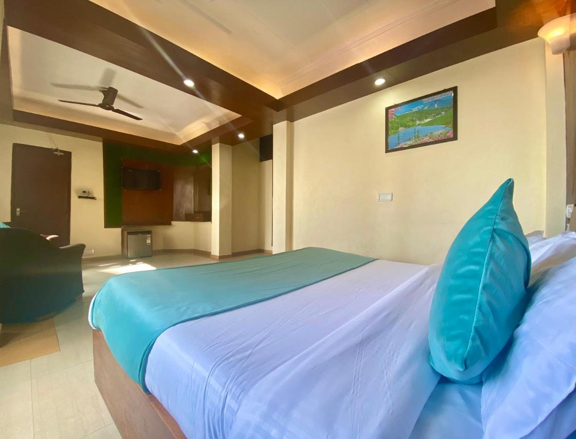 Riversun Hotel Mall Road Mussoorie Exterior foto