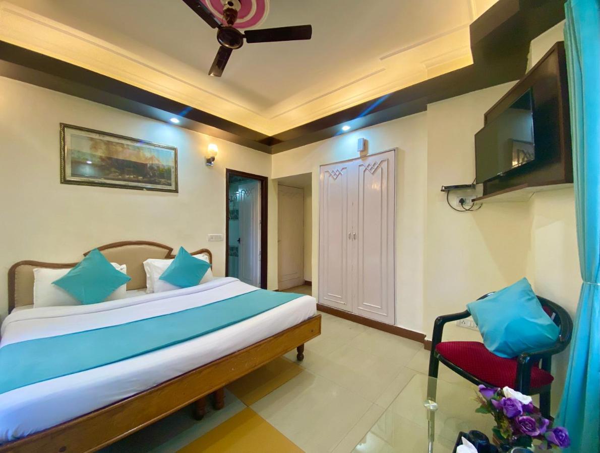 Riversun Hotel Mall Road Mussoorie Exterior foto